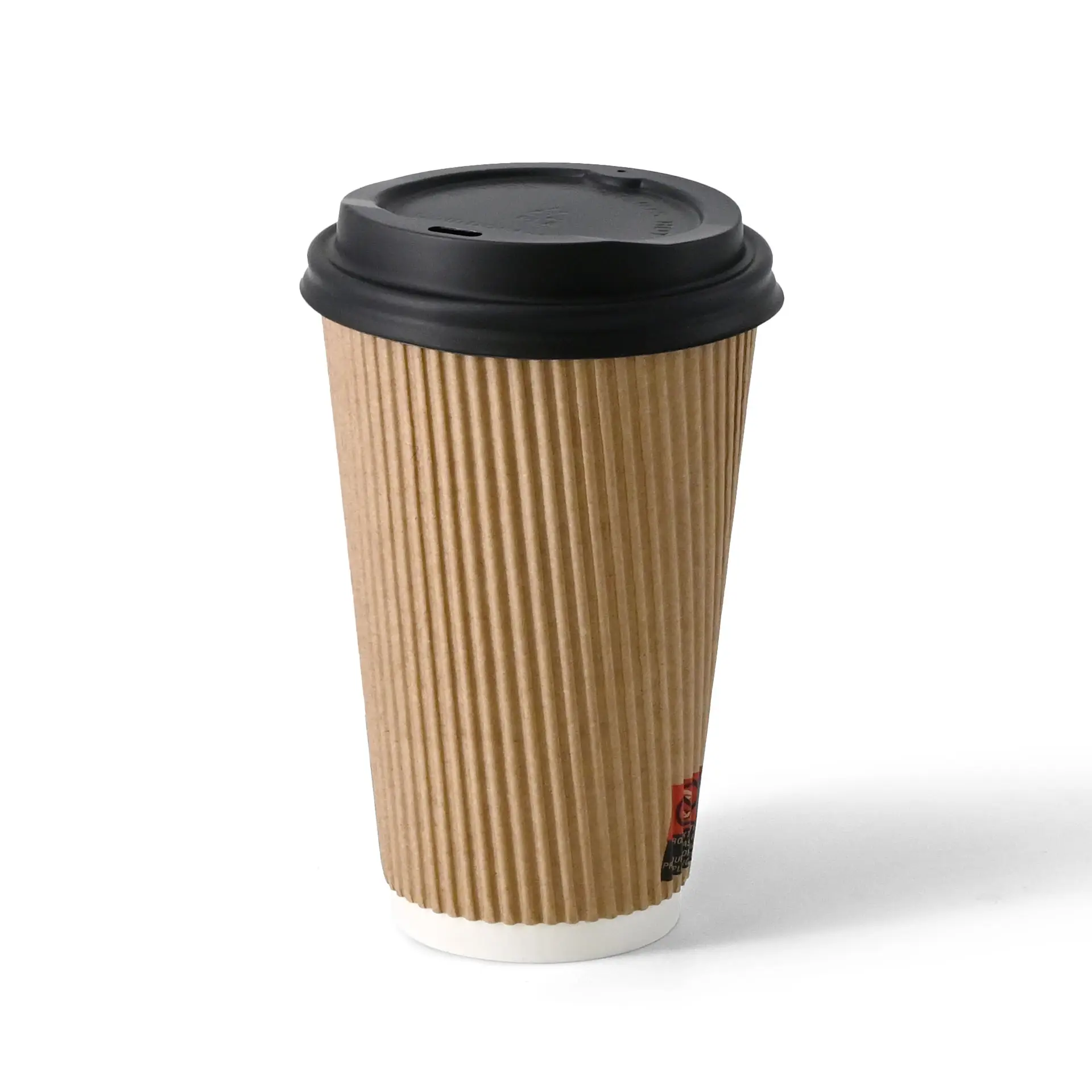 Tasse à café marron à rayures avec couvercle noir, taille 16 oz, intérieur blanc et hauteur de 135 mm.