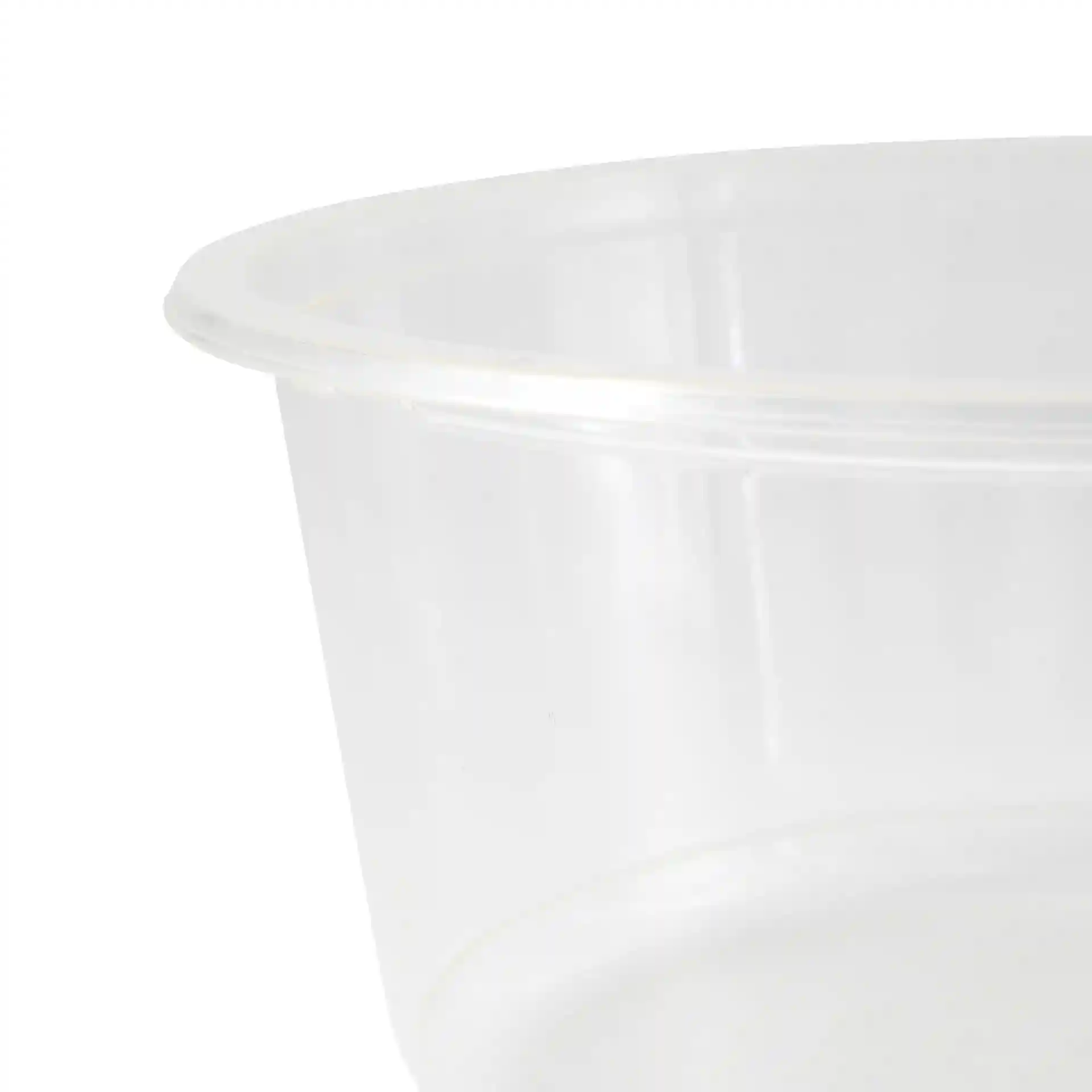 Conteneur rond transparent de 143 mm de diamètre et 69 mm de hauteur.