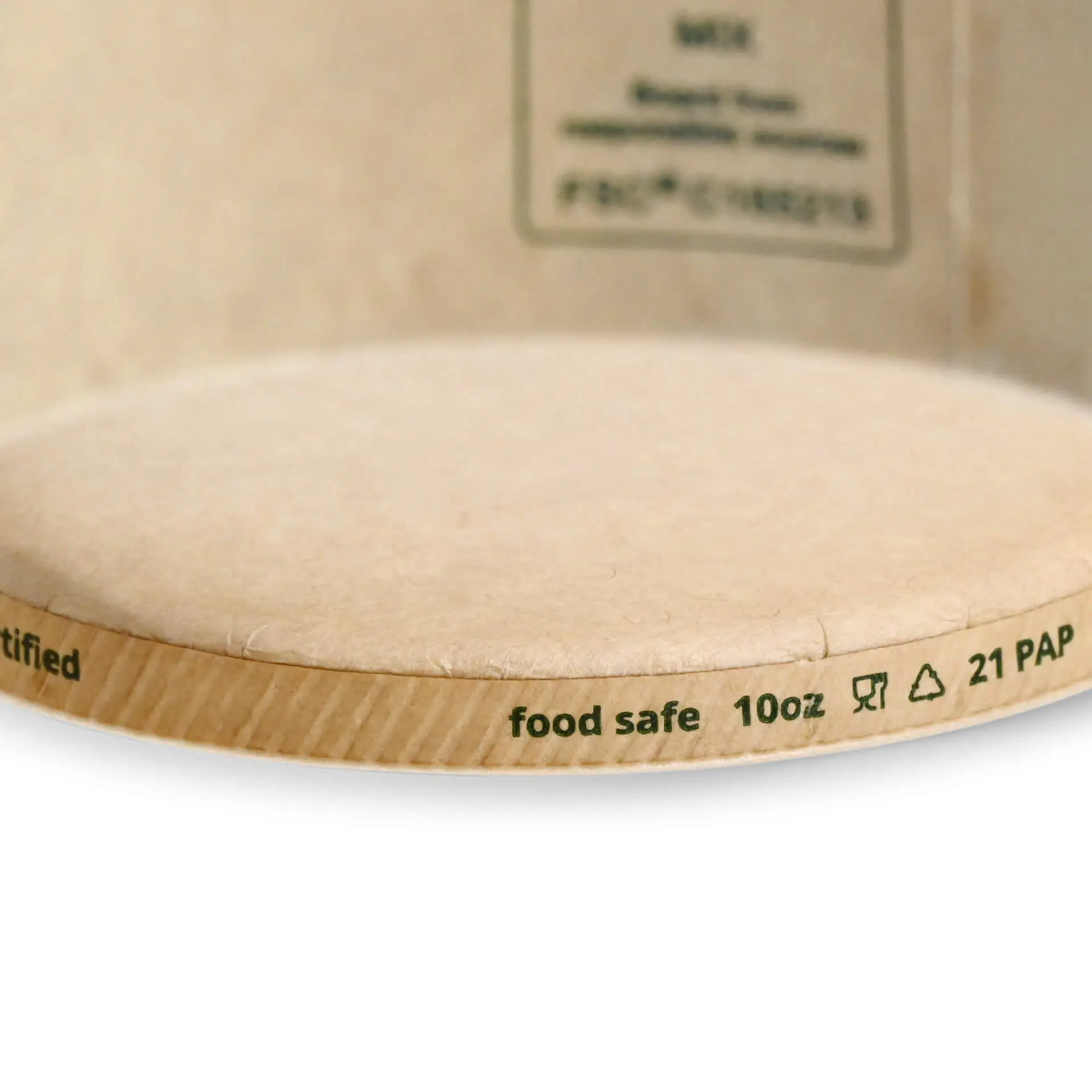 Gobelet à glace en papier brun biodegradable de 10 oz avec base circulaire et étiquettes imprimées indiquant la sécurité alimentaire et la compostabilité.