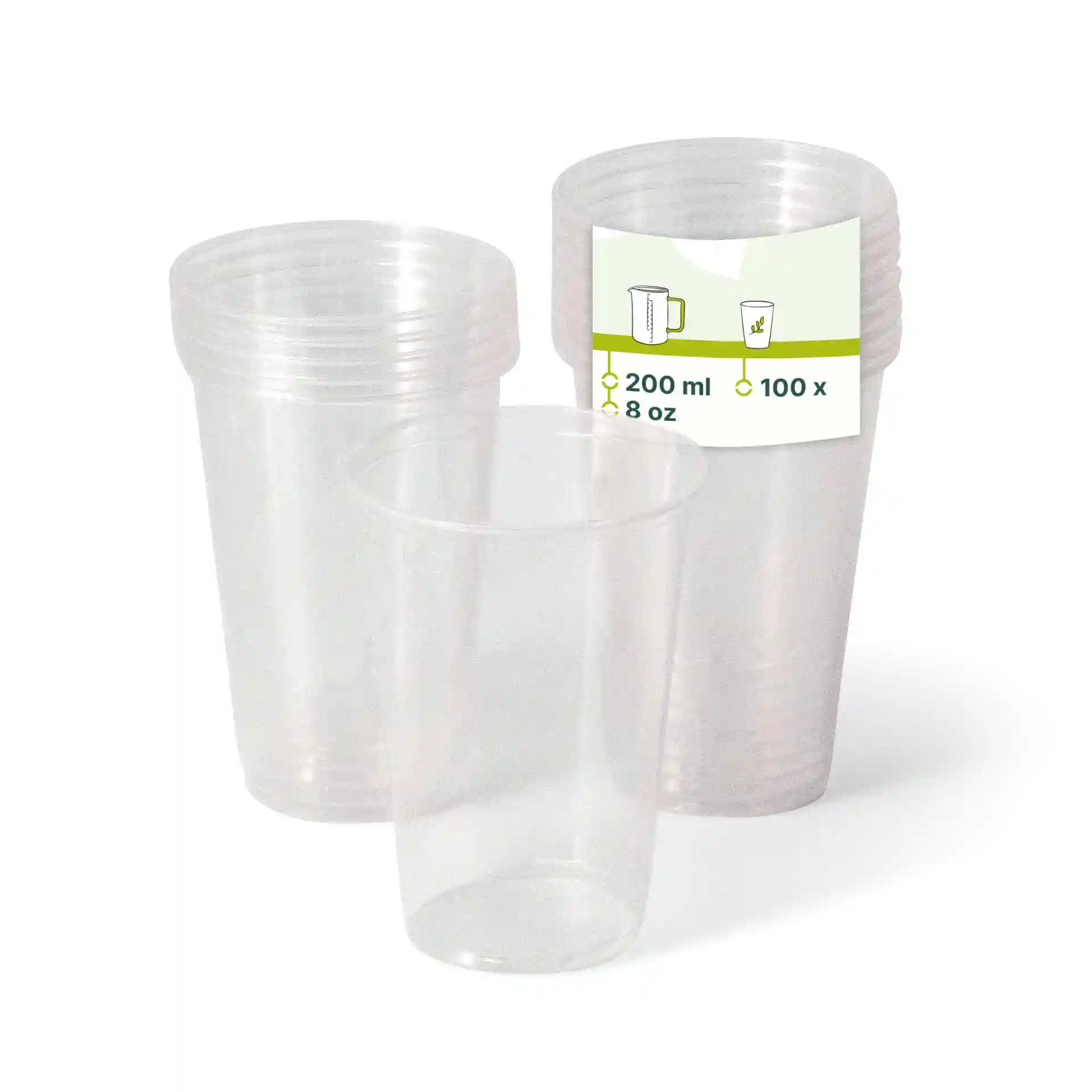 Gobelets en plastique transparents de 8 oz empilés, avec une étiquette indiquant le volume et les détails de quantité.