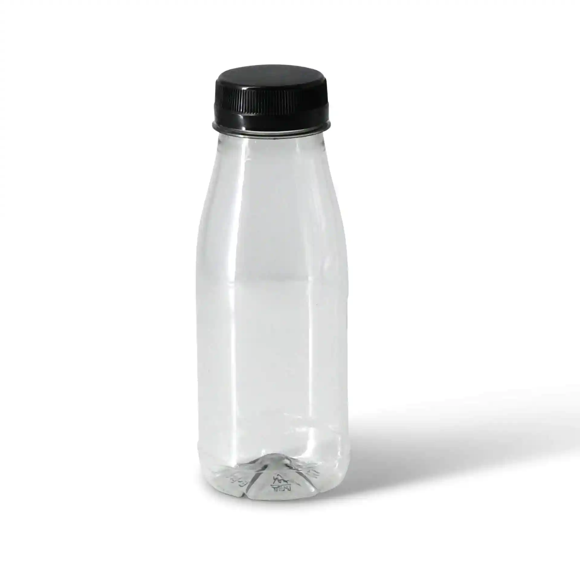Bouteille rPET transparente avec un couvercle noir, capacité de 250 ml, hauteur de 149 mm et diamètre de 34,8 mm.