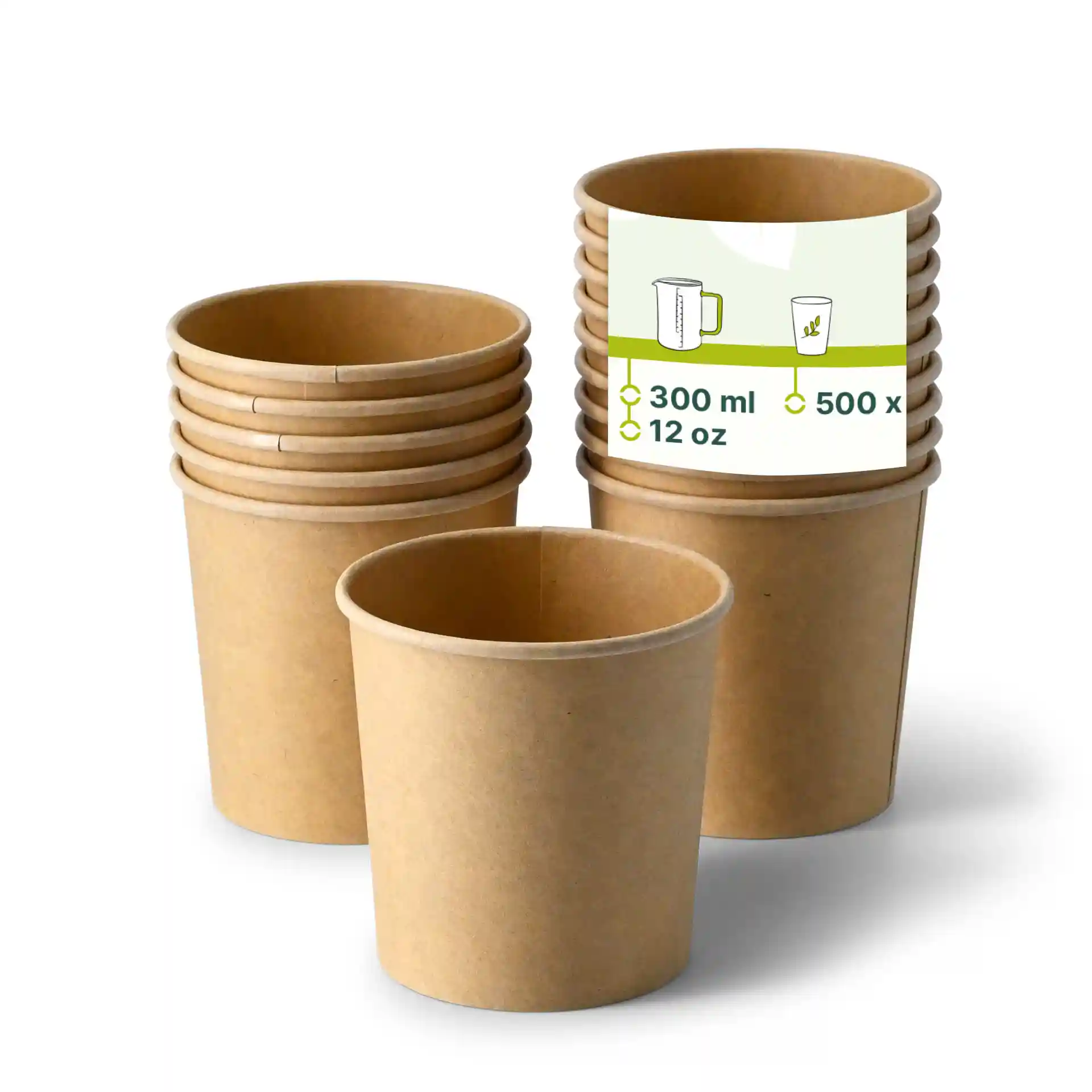 Tasses en carton marron empilées, avec une tasse devant montrant un revêtement écologique.