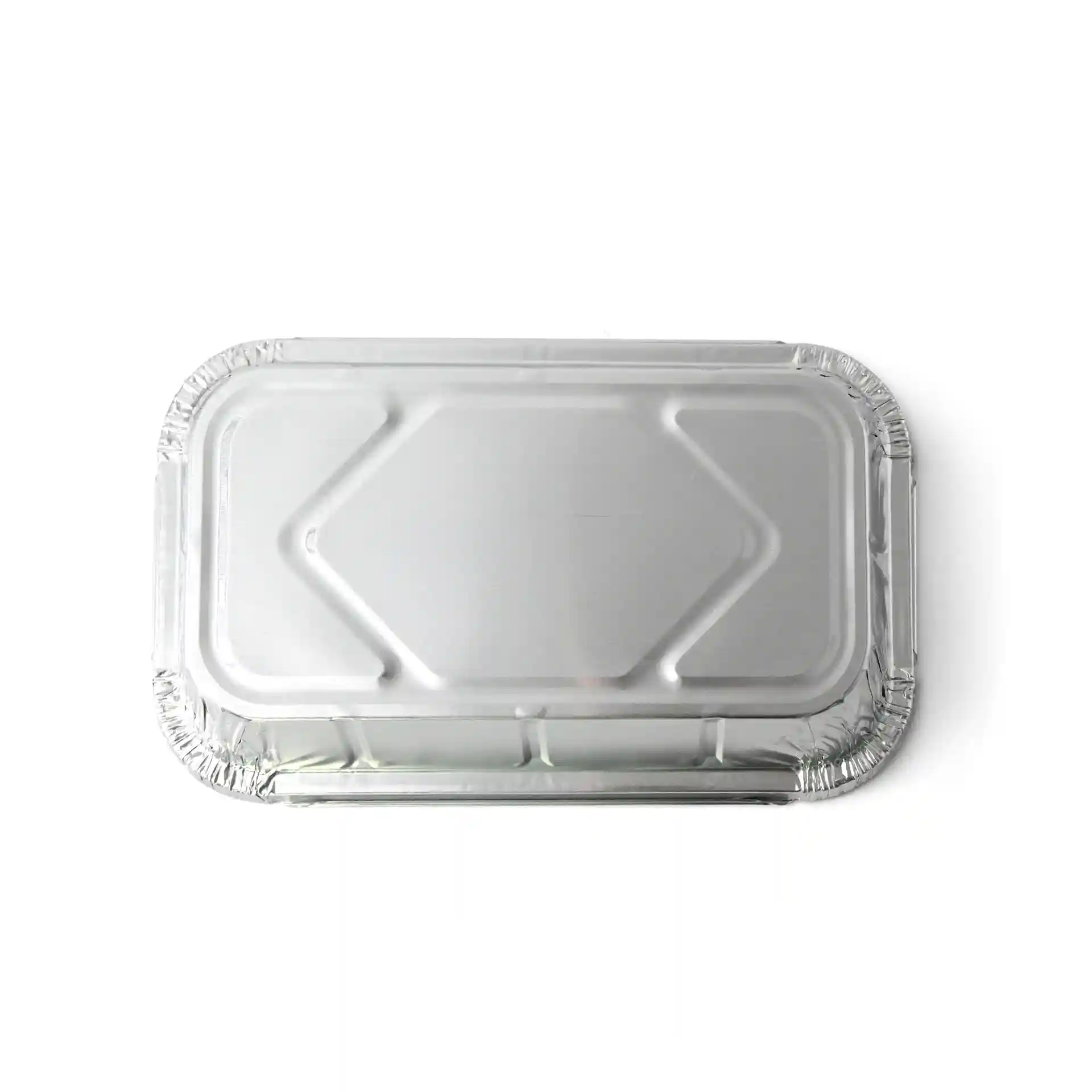 Conteneur en aluminium rectangulaire mesurant 22,4 x 13,2 x 3,4 cm avec une capacité de 650 ml.