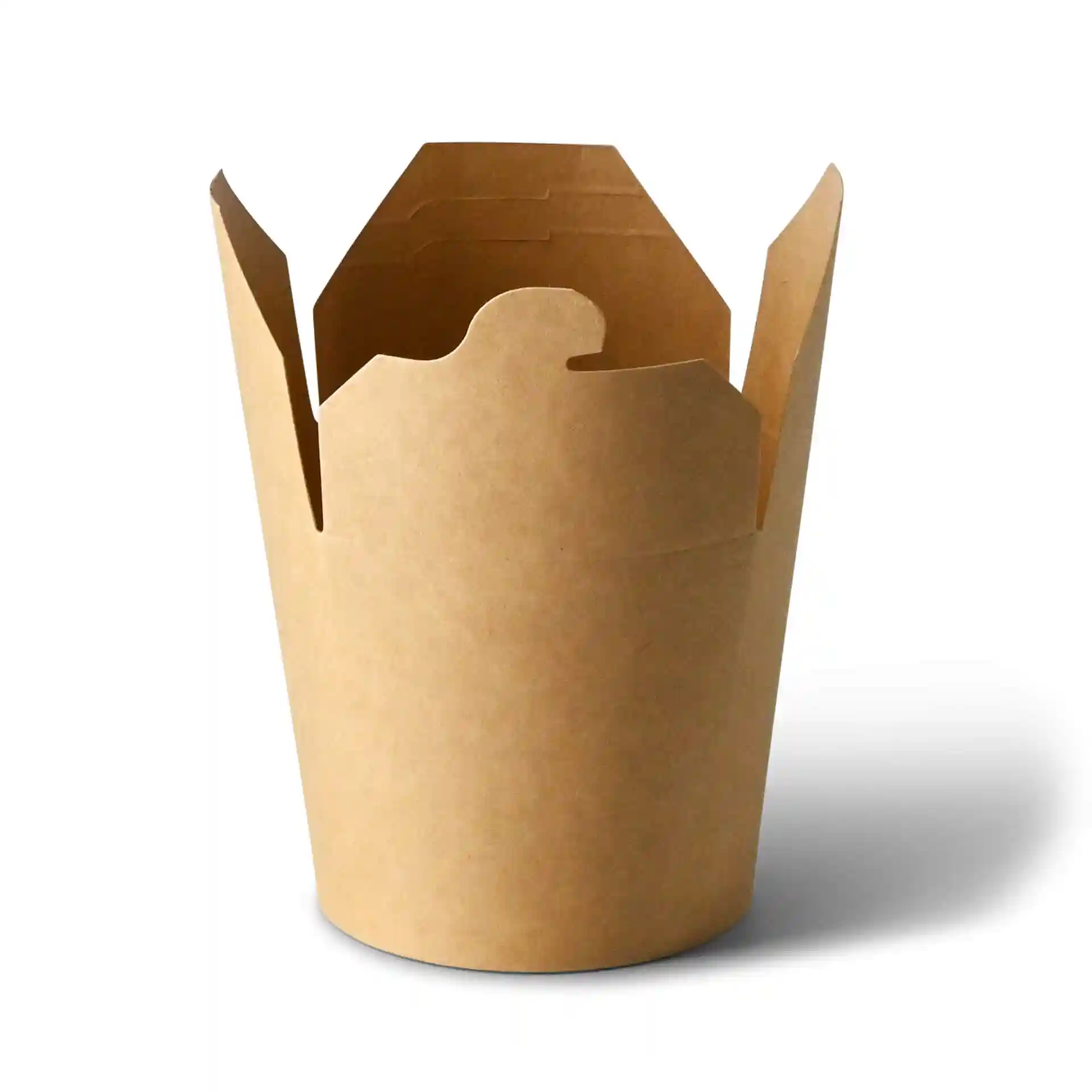 Boîte à nouilles en carton brun de forme ronde, avec un dessus ouvert et des bords évasés.