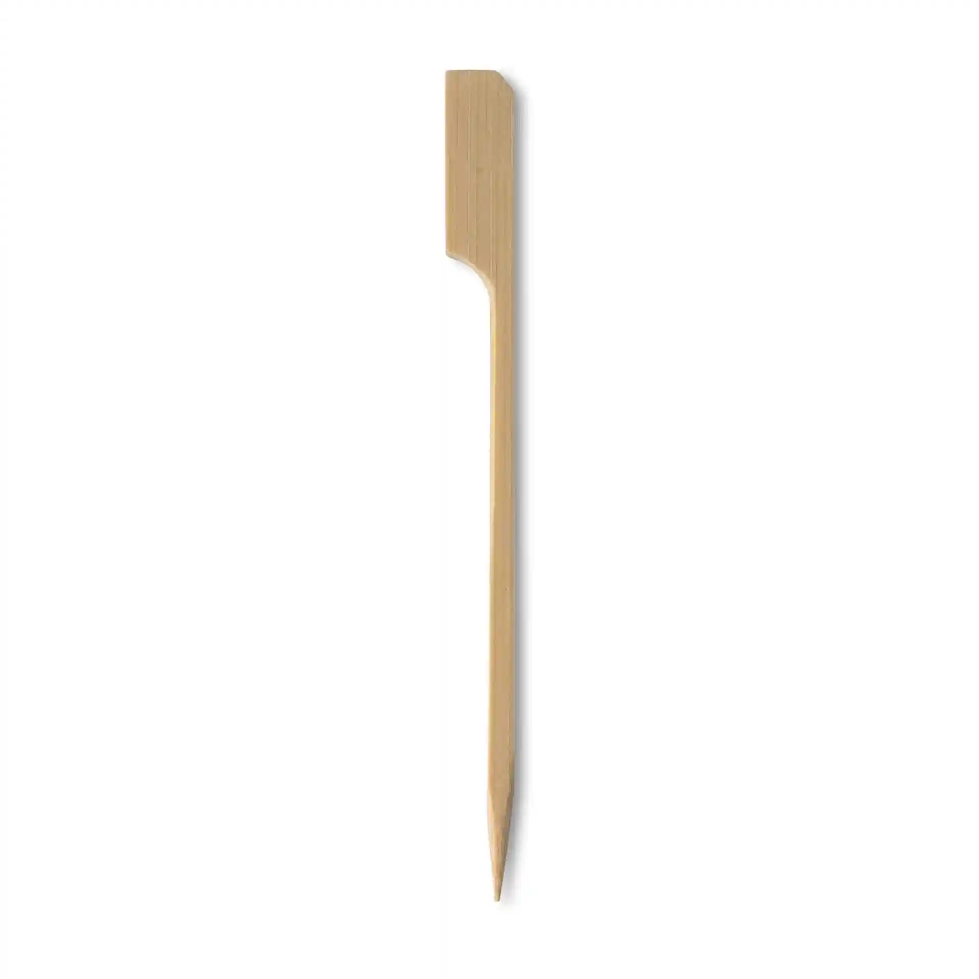 Brochette en bambou, 12 cm de long, avec une extrémité plate et une pointe, présentée sur fond blanc.