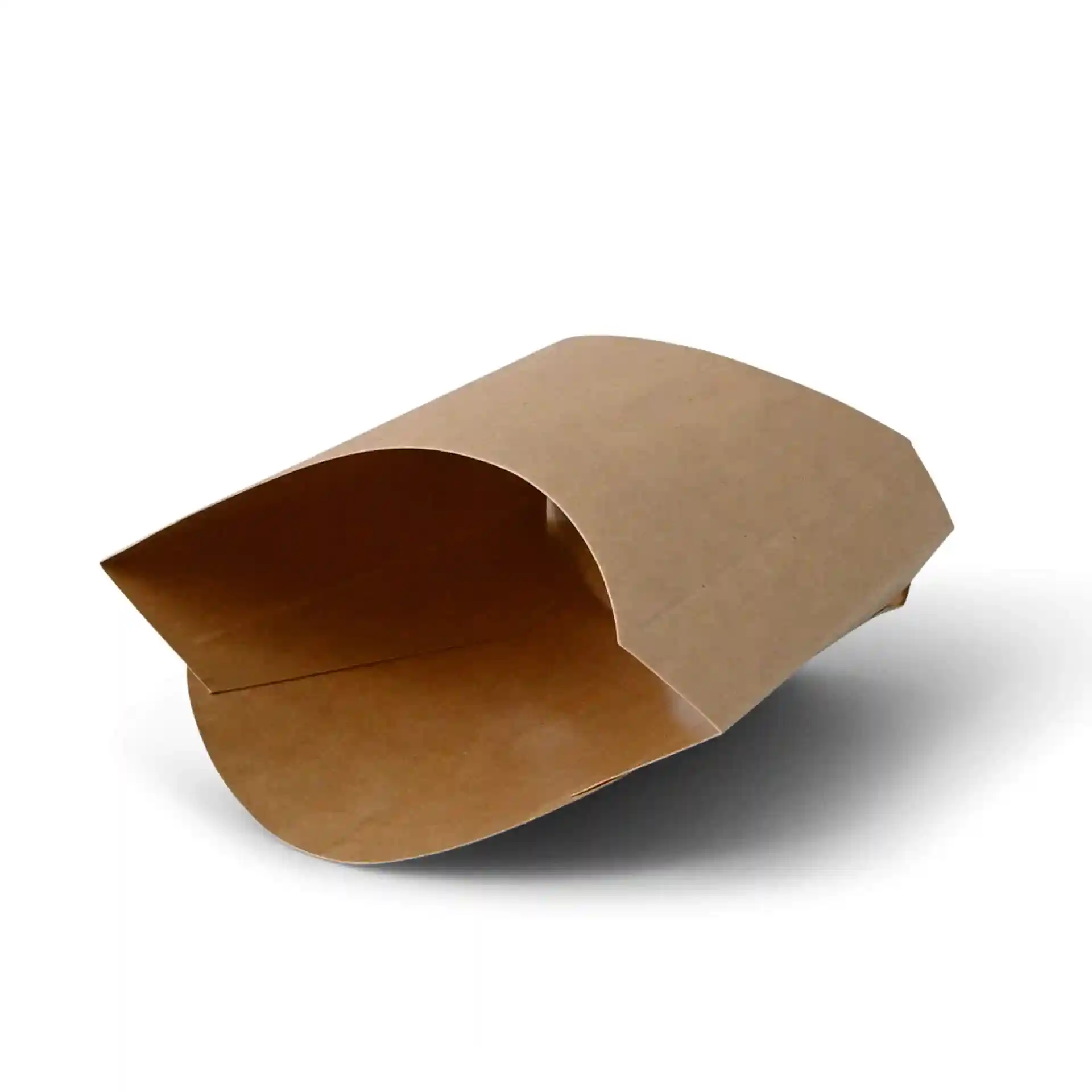 Cuillère en carton brun avec un dessus ouvert, mesurant 8,5 x 5 x 9,5 cm, sur un fond uni.
