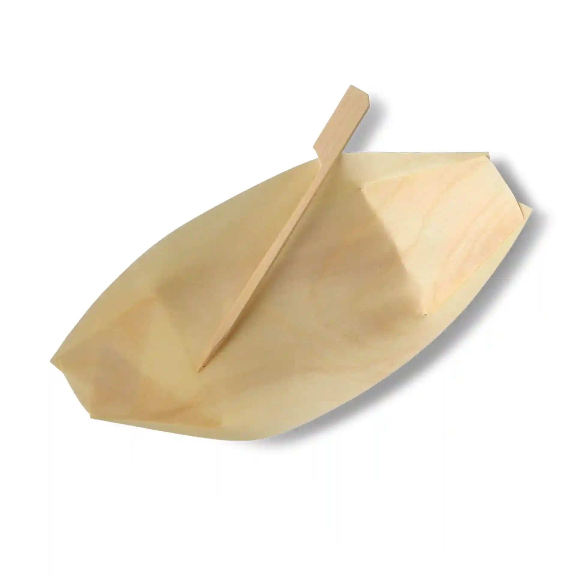 Brochette en bambou, 12 cm de long, avec une extrémité plate, sur un fond uni.