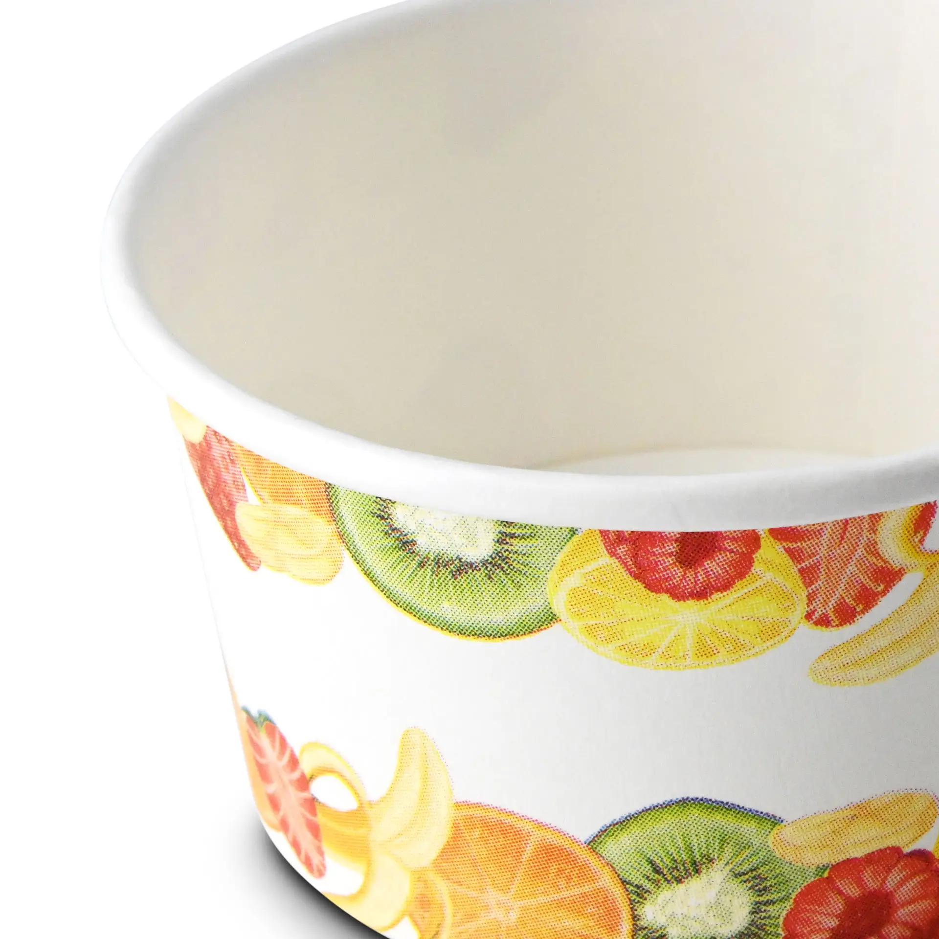 Tasse en papier imprimée pour glace avec un design de fruits ; convient pour des aliments chauds et froids, vue de côté.