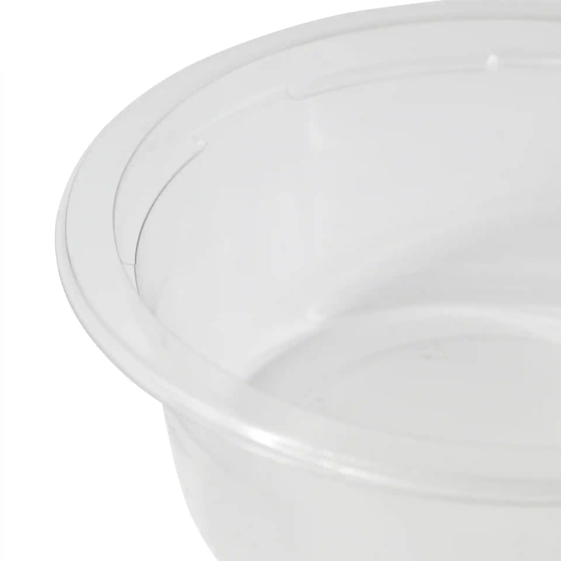 Pot deli rond en rPET transparent d'un diamètre de 123 mm et d'une hauteur de 60 mm.