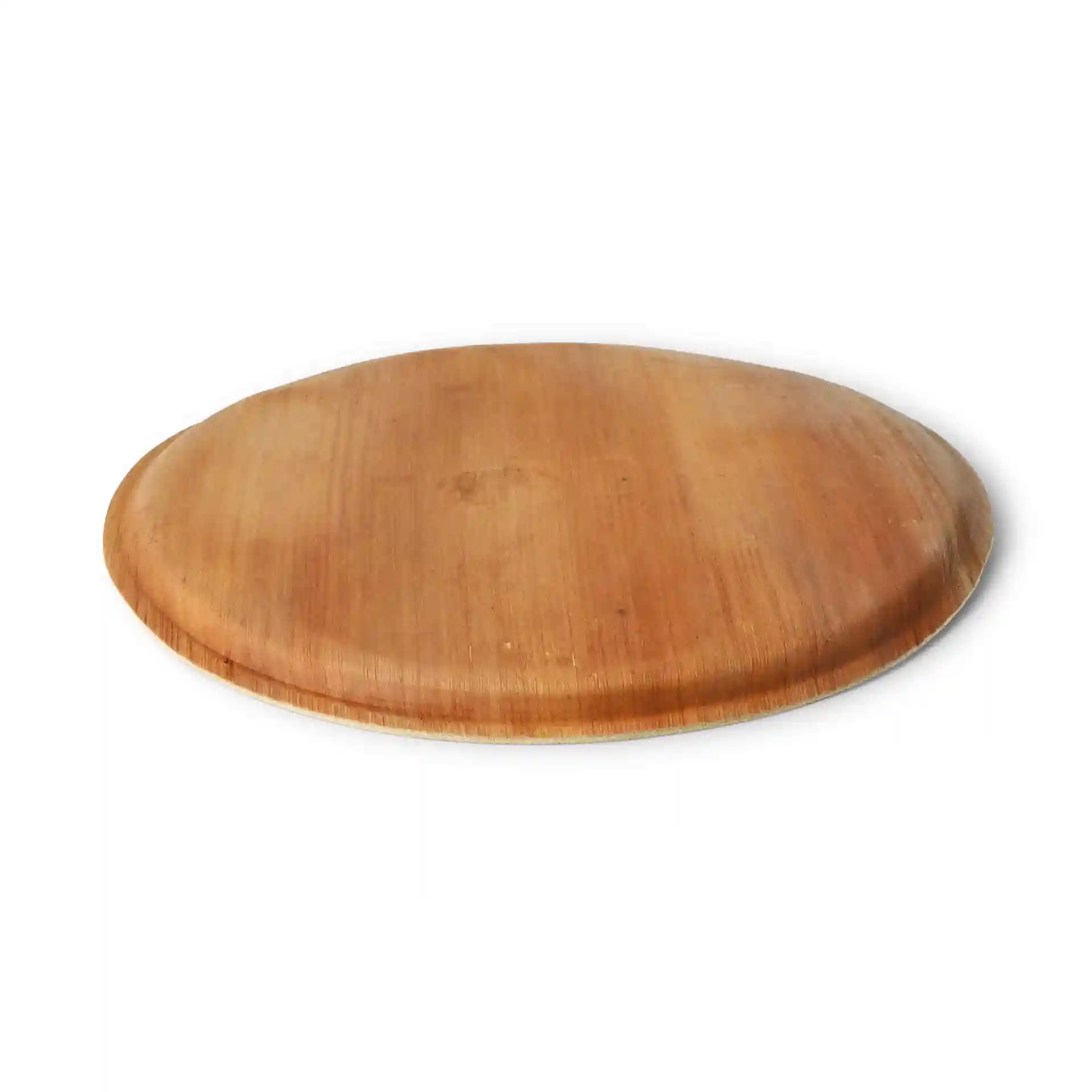 Assiette à pizza ronde en feuille de palmier de 27 cm de diamètre et au design peu profond, présentée sur un fond uni.