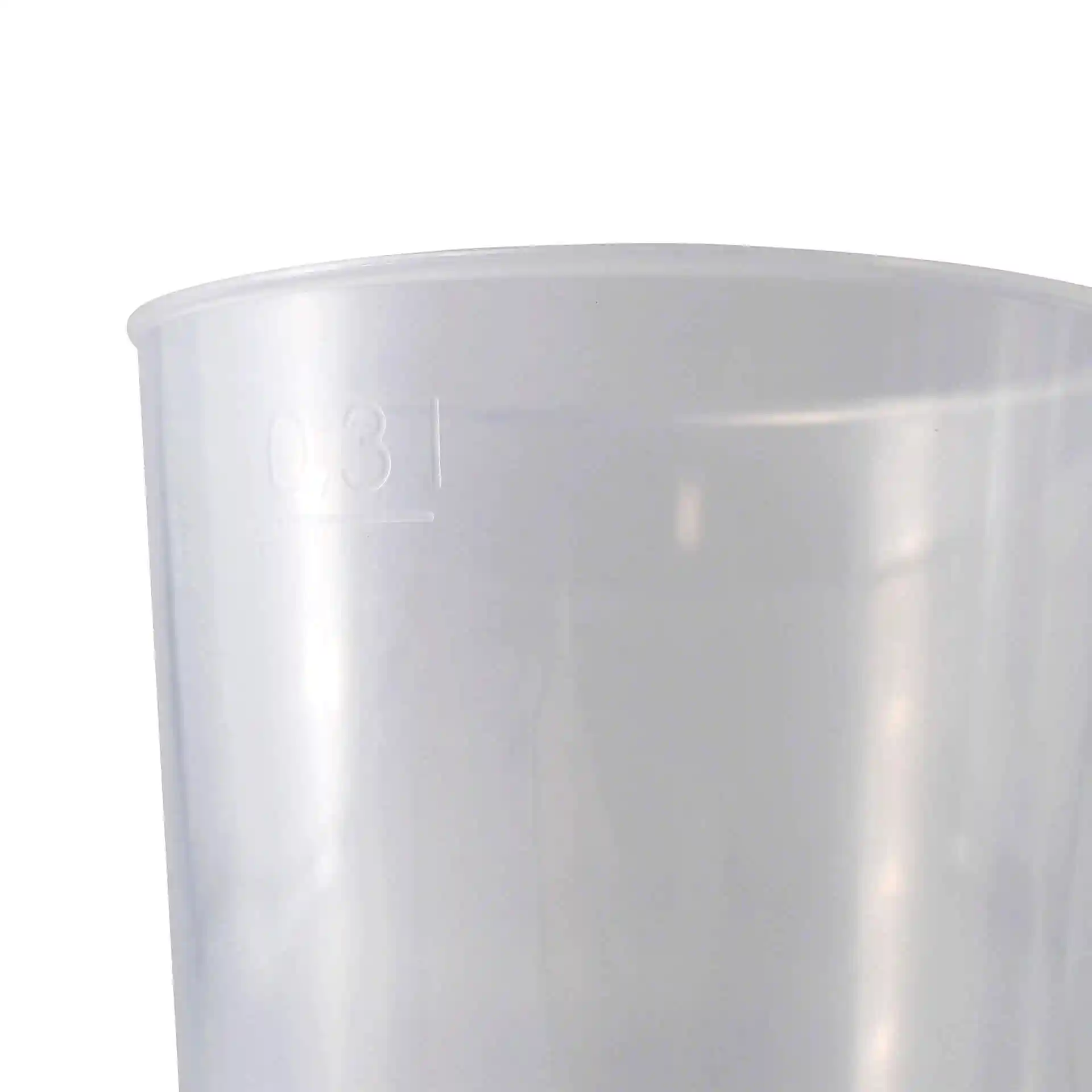 Gobelet réutilisable transparent de 121 mm de hauteur et 77 mm de diamètre, affichant une graduation de 0,3 L.