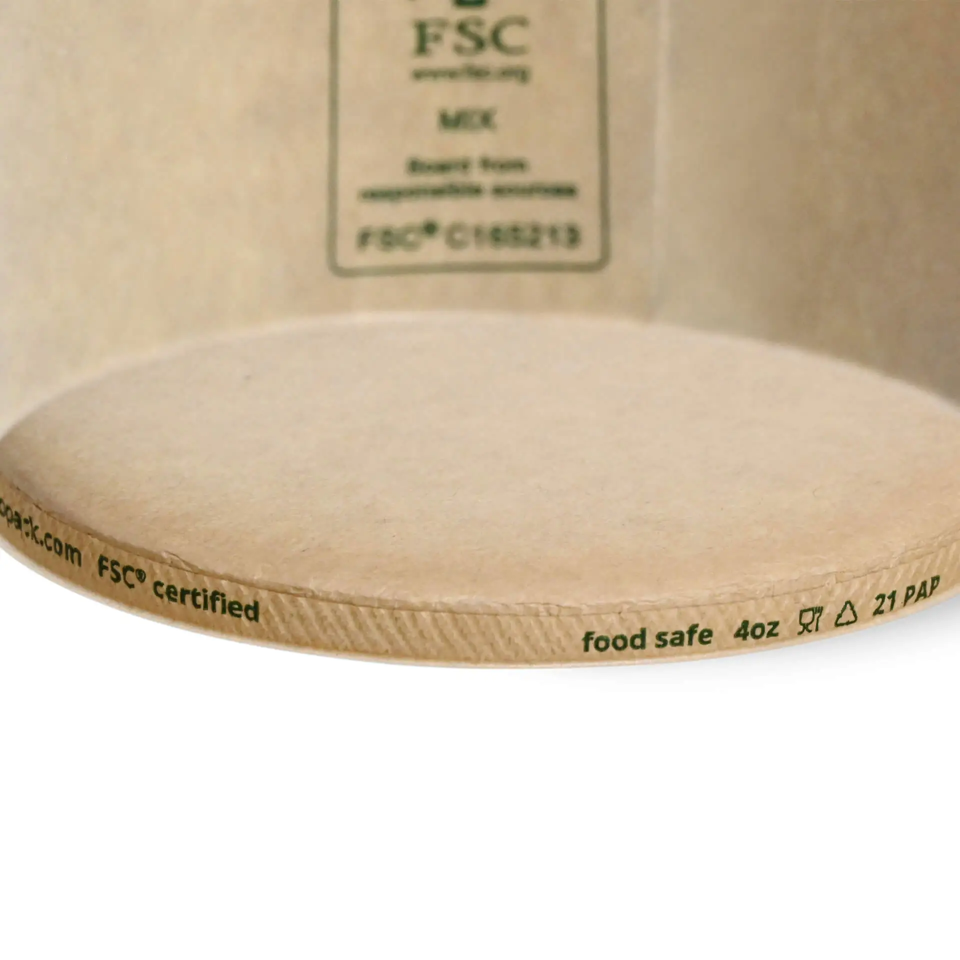 Gobelet en papier brun pour crème glacée avec détails de certification FSC ; barrière à base d'eau ; capacité de 4 oz ; biodégradable et sûr pour les aliments.