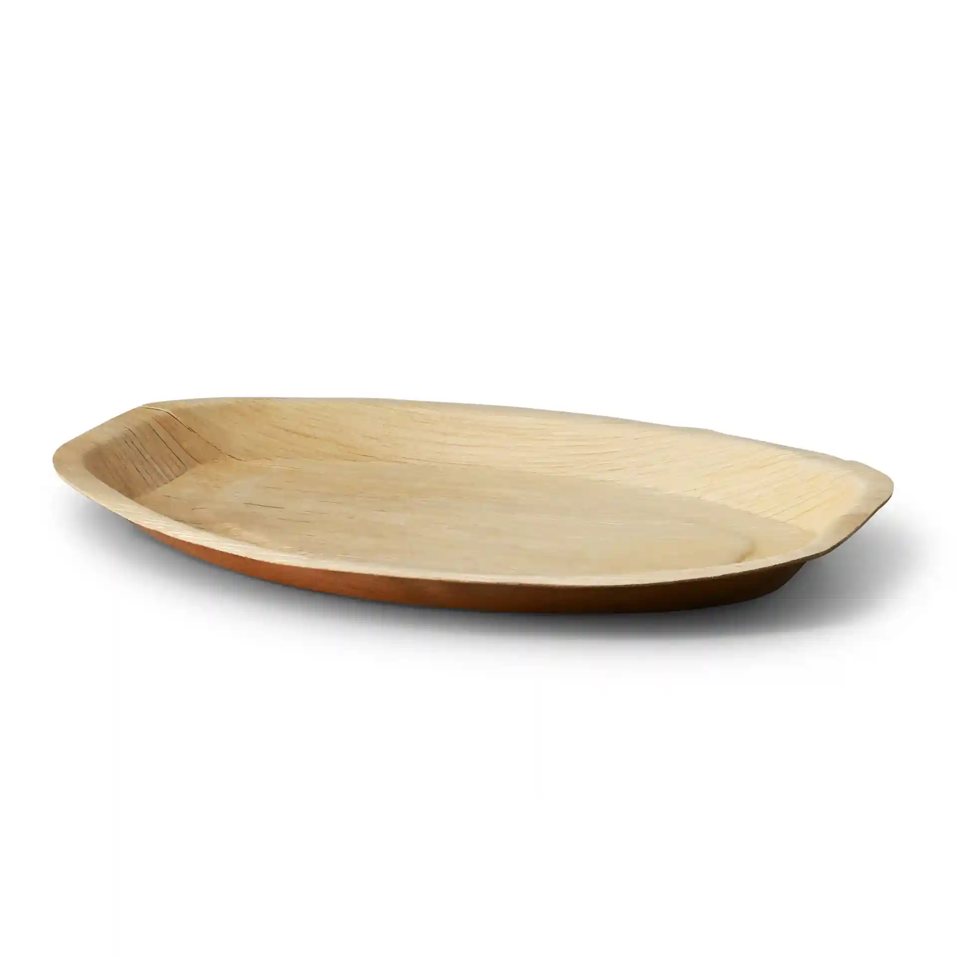 Plateau rectangulaire en feuille de palmier avec finition en grain naturel, mesurant 38 x 25,5 cm.
