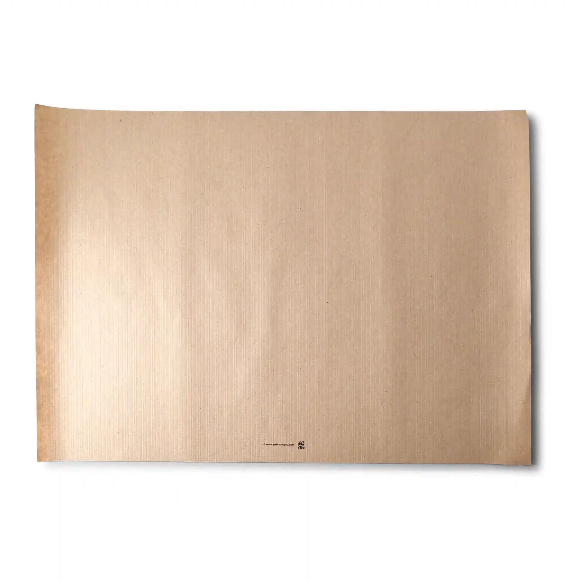 Nappe en rPaper non blanchie mesurant 31 x 43 cm, présentée à plat sur un fond blanc.