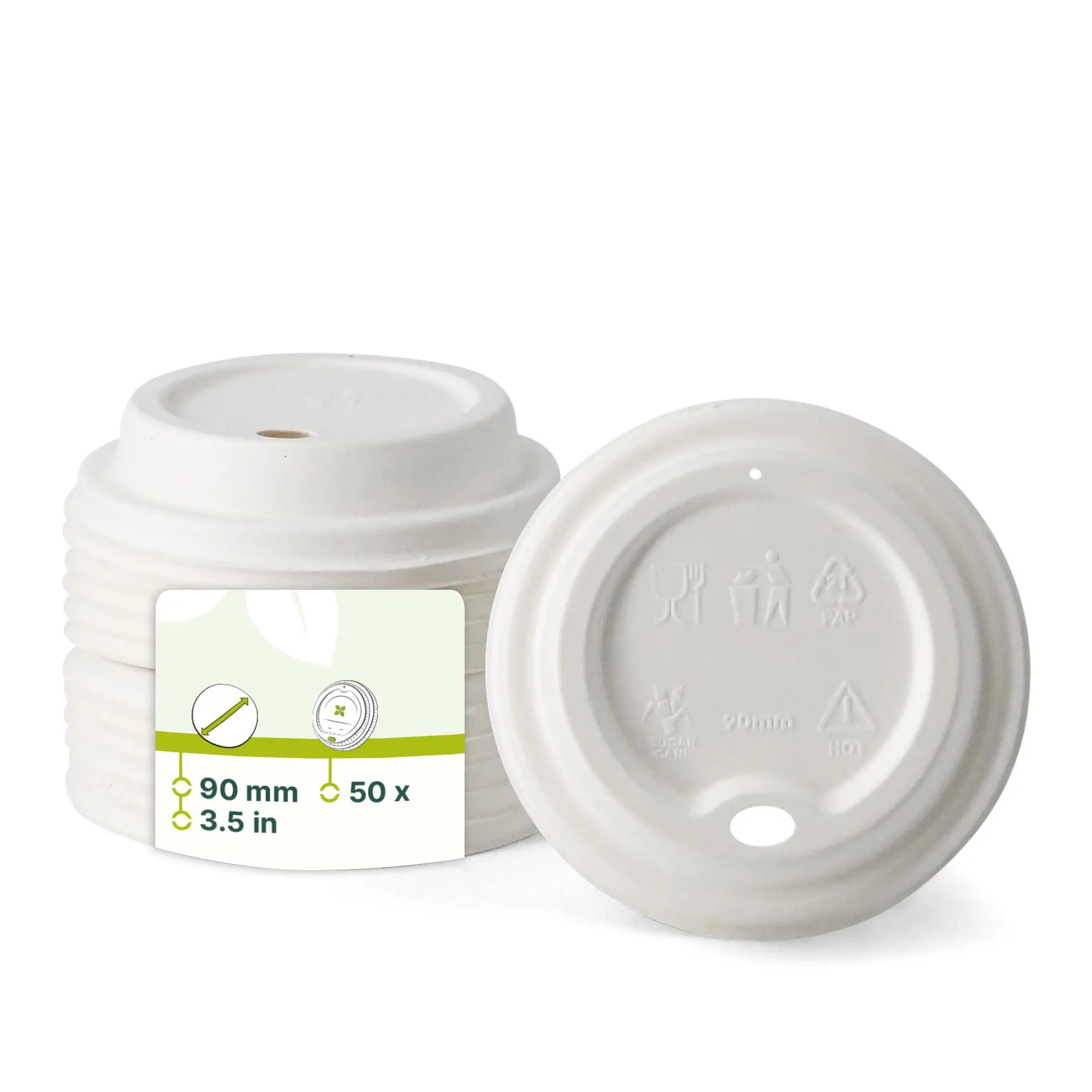 Couvercles en canne à sucre blanche pour gobelets en papier, Ø 90 mm, empilés avec une étiquette montrant les spécifications et les symboles de recyclage.