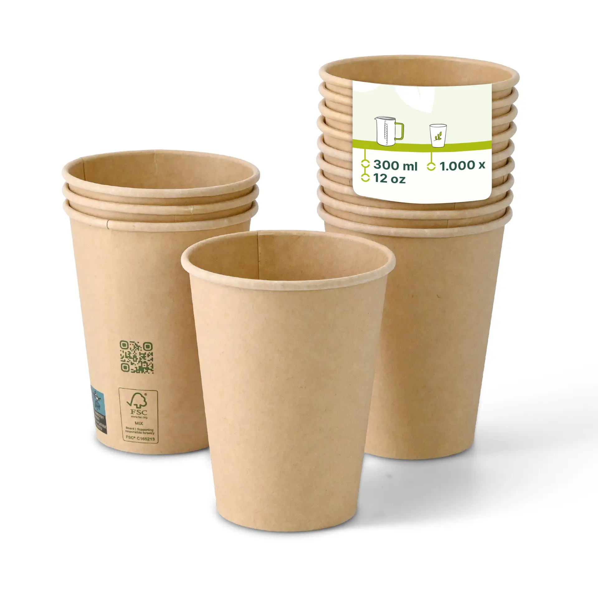 Un gobelet en papier brun à paroi simple au premier plan ; plusieurs gobelets similaires empilés derrière avec un revêtement PLA pour boissons chaudes et froides.