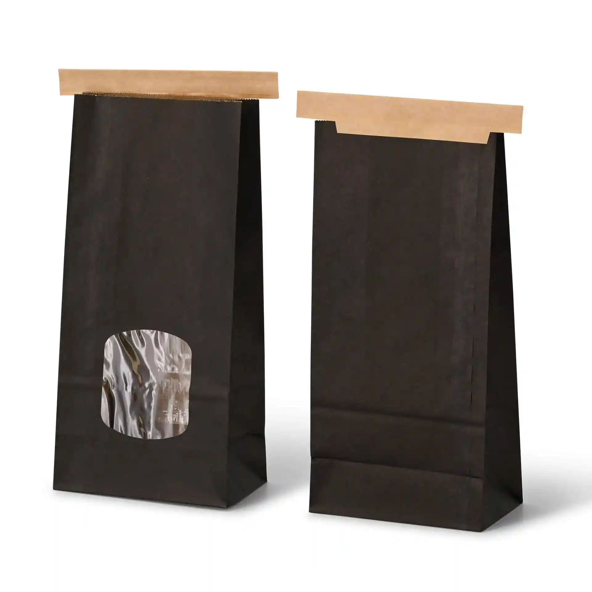 Sac noir à fond plat avec un lien en papier kraft et une fenêtre transparente, mesurant 11,5 x 7 x 24,5 cm.