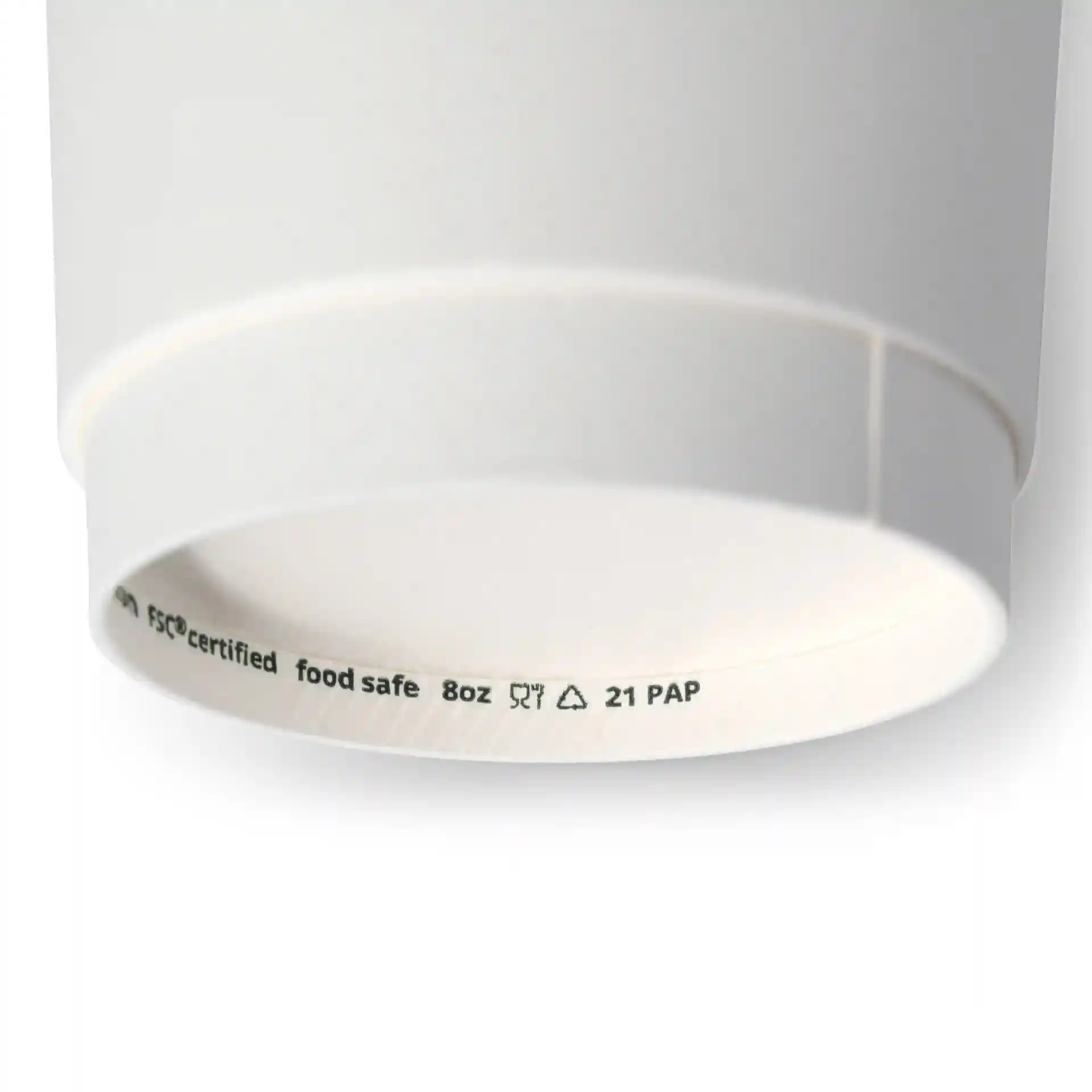 Gobelet en carton blanc à double paroi avec un diamètre de 80 mm et des marquages visibles au fond.