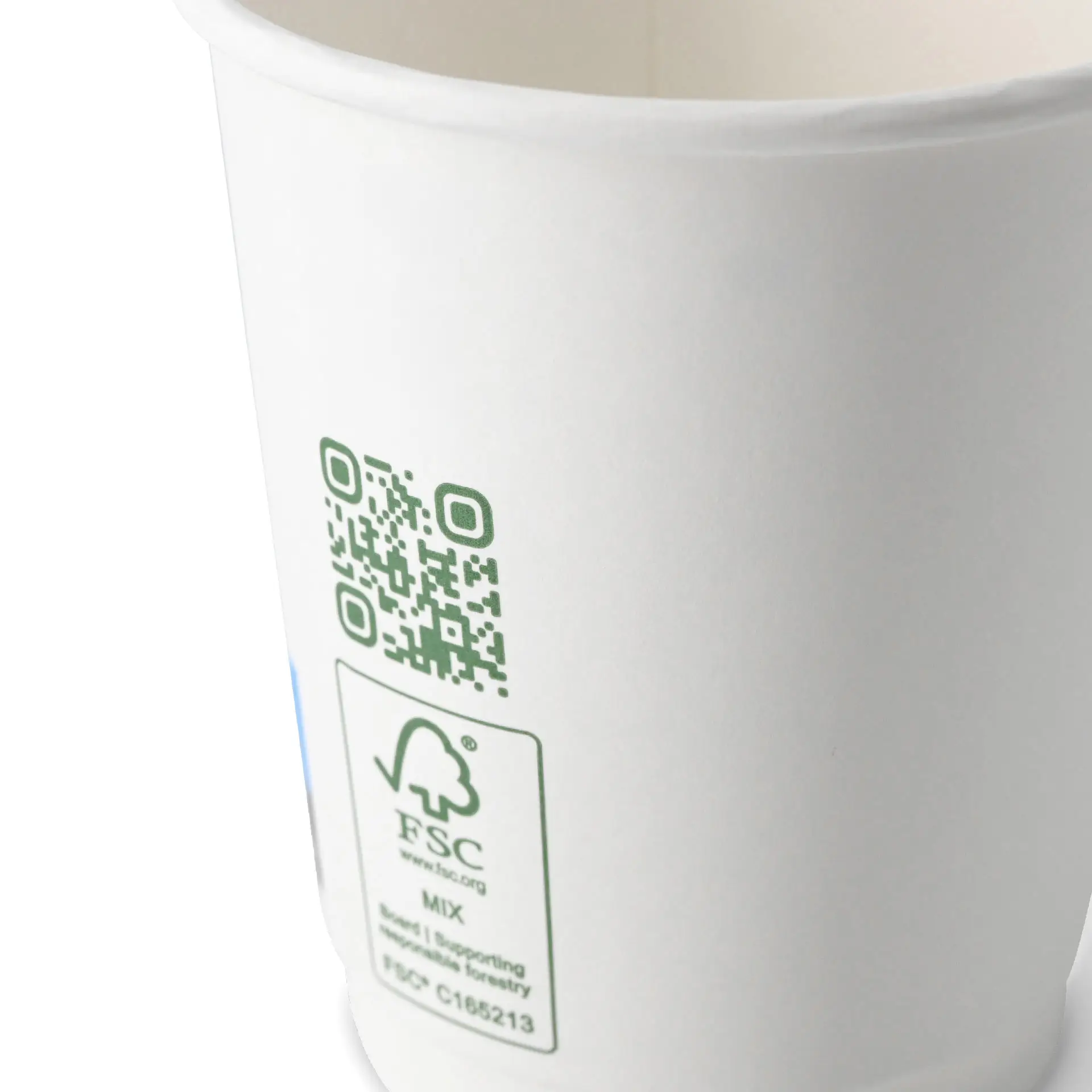 Tasse à café blanche à double paroi de 80 mm de diamètre, avec un code QR et un label FSC sur le côté.