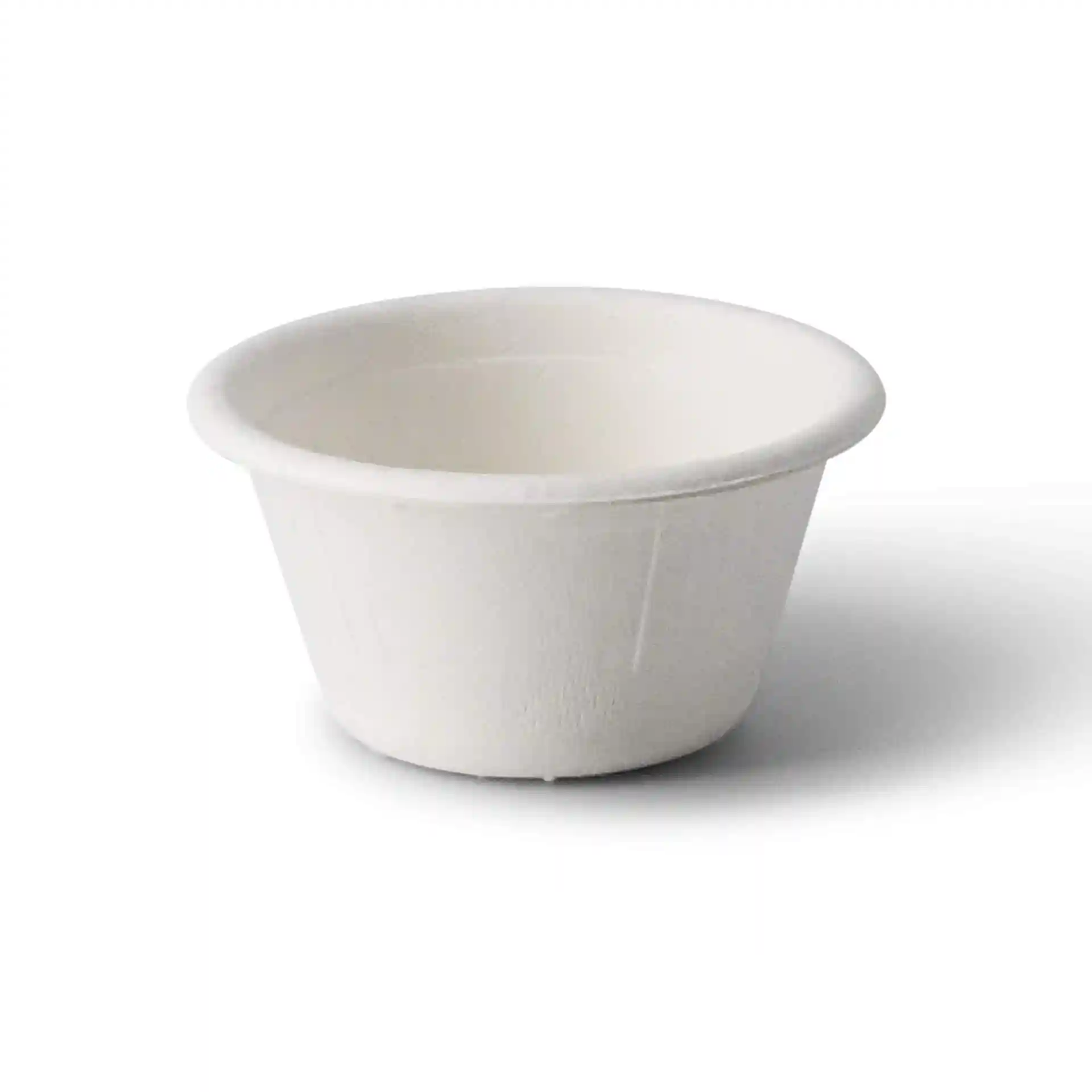 Bol à dip en bagasse blanc de 62 mm de diamètre et 32 mm de hauteur, fabriqué à partir de matière en canne à sucre.