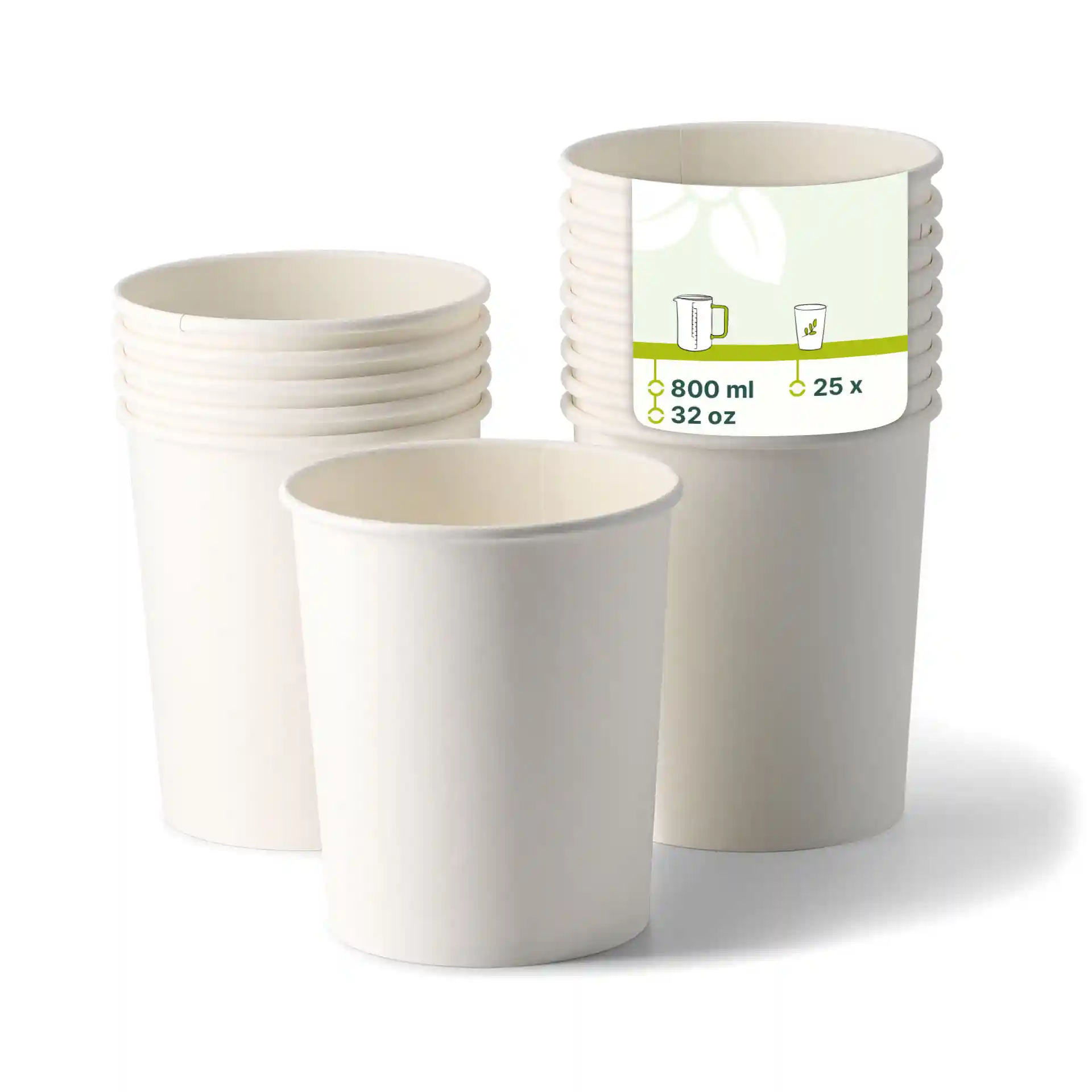 Gobelets en carton blanc empilés, avec un gobelet devant montrant une étiquette indiquant une capacité de 800 ml et 25 unités.