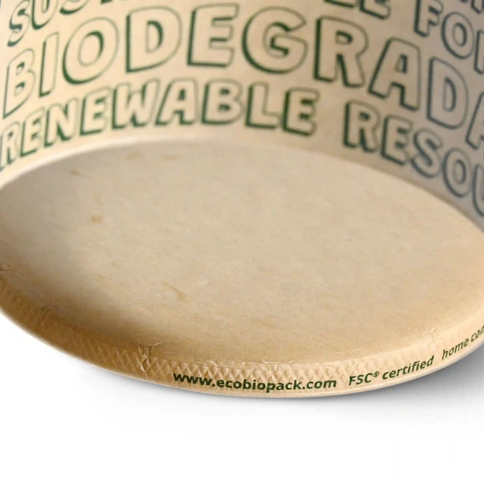 Gobelet en papier brun pour glace de forme ronde, montrant les détails intérieurs et de bord.