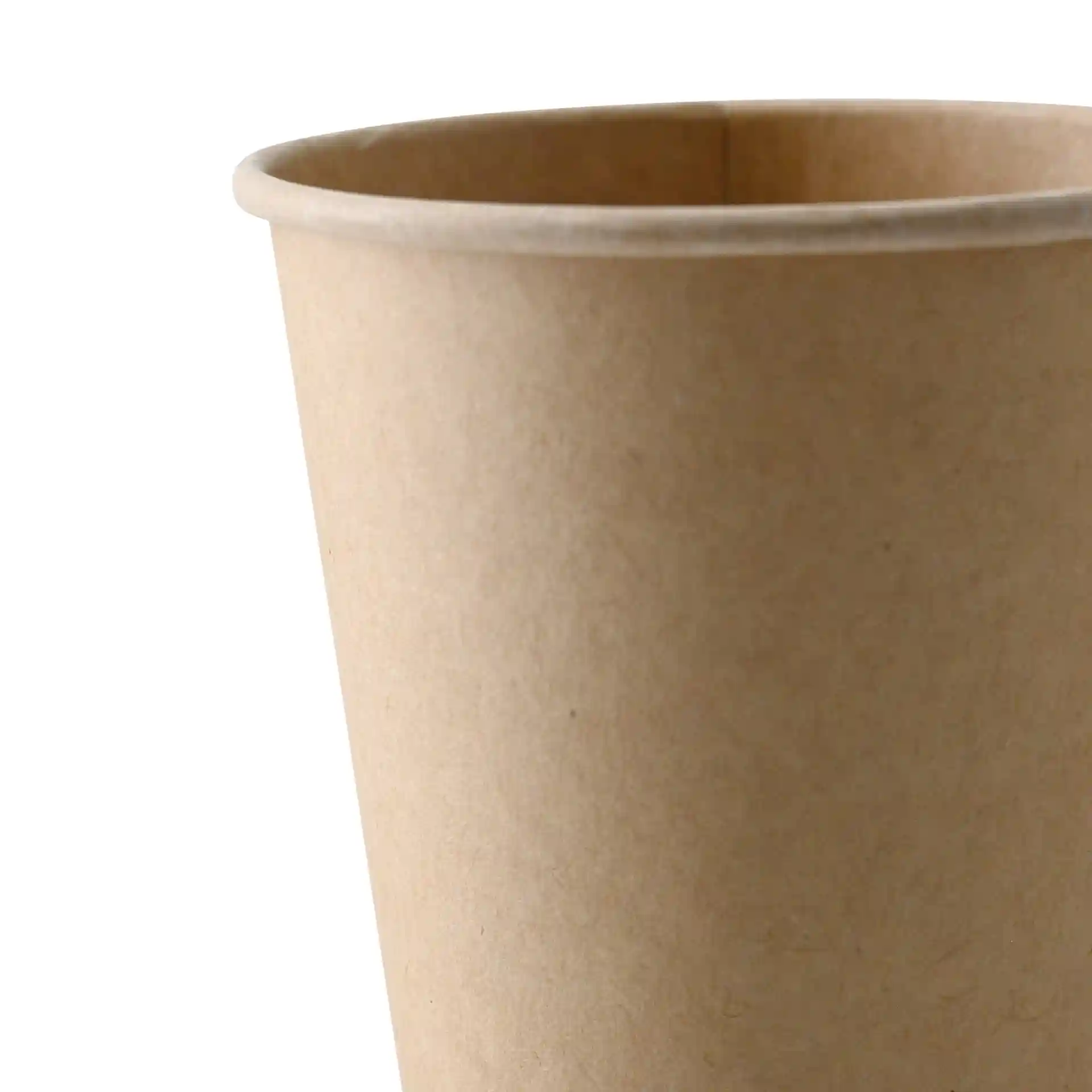 Gobelet en carton brun à paroi simple, d'une hauteur de 98 mm et d'un diamètre supérieur de 70 mm.