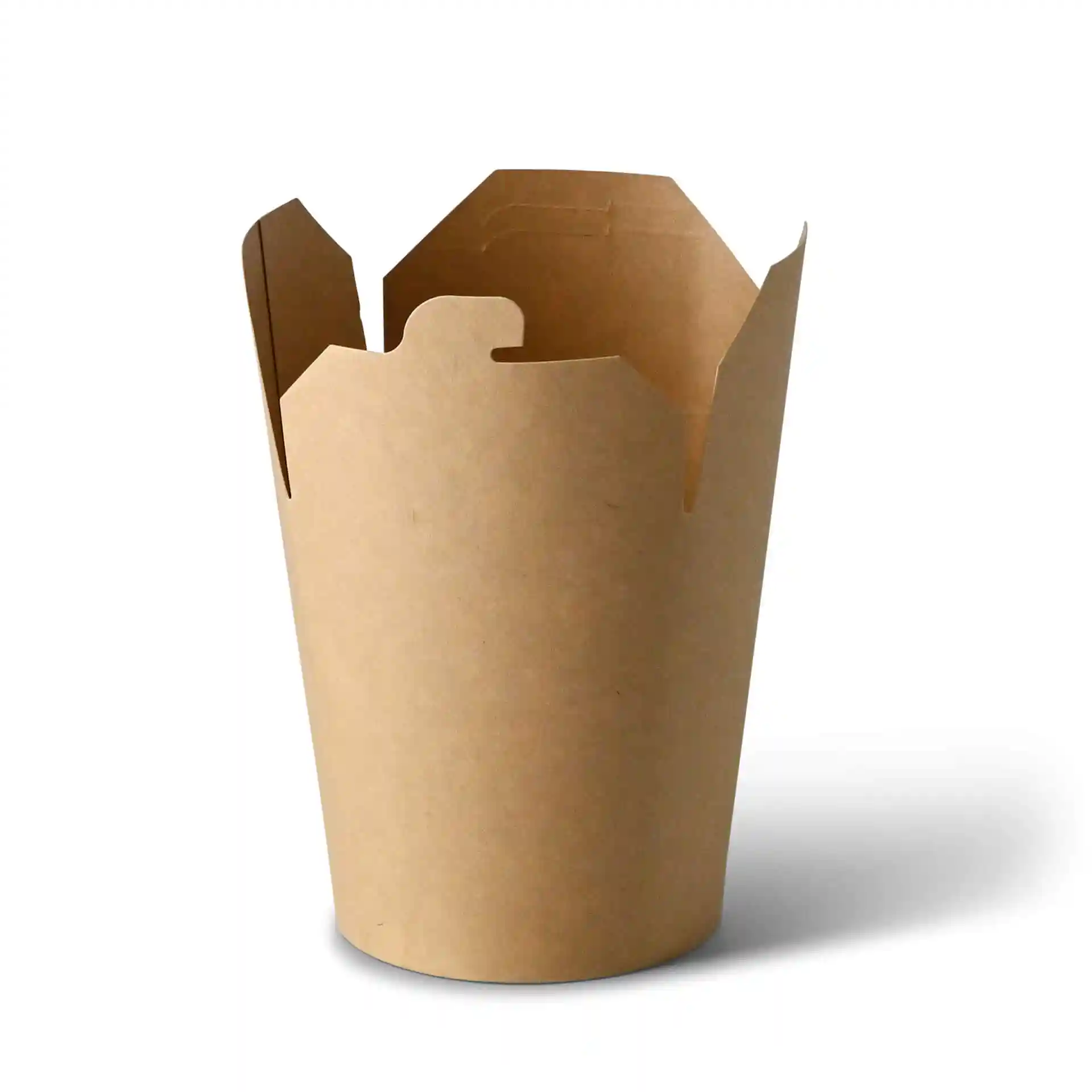 Boîte à nouilles brune en carton enduit, capacité de 800 ml, avec un dessus ouvert et des bords évasés.