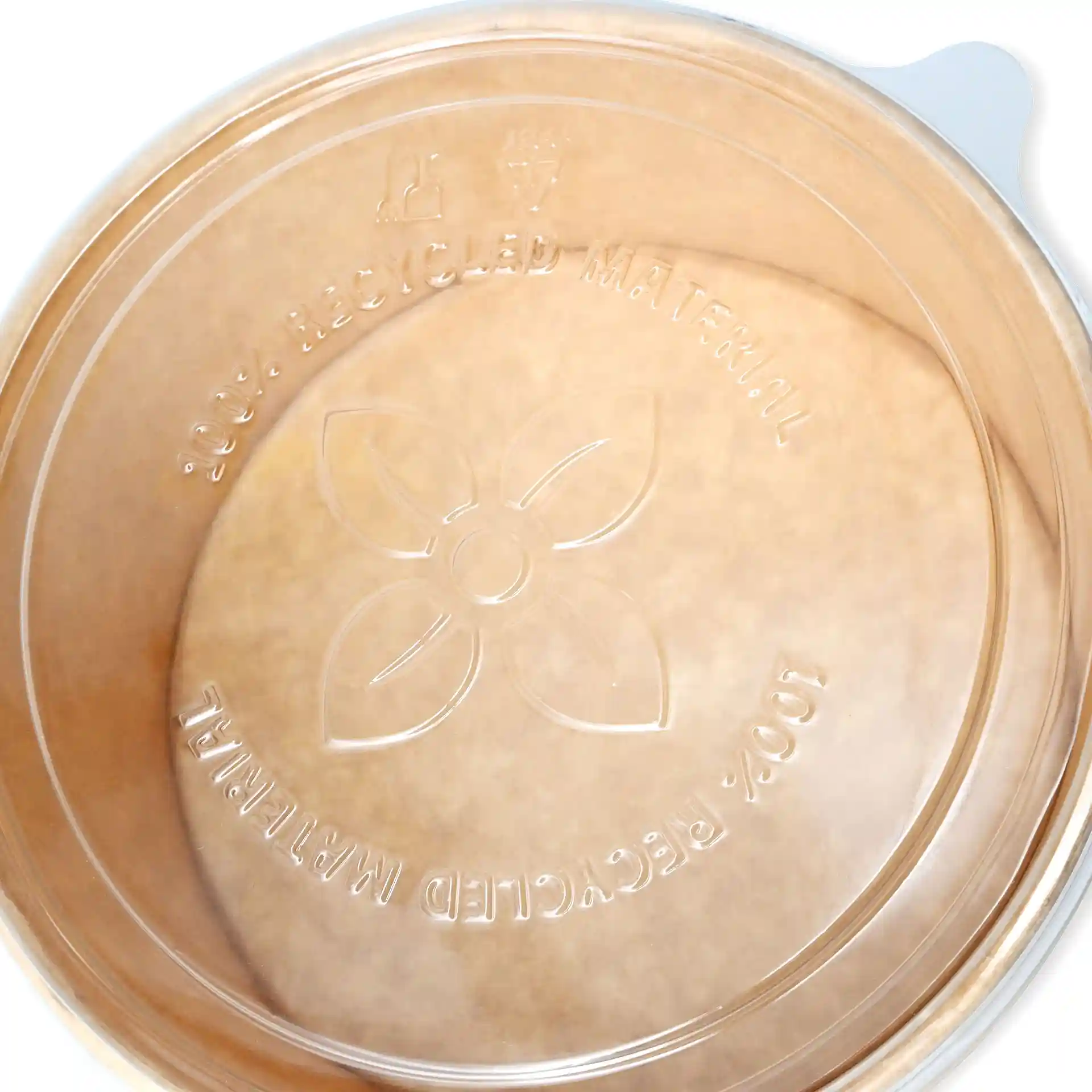 Couvercle rond transparent en rPET, d'un diamètre de 141 mm et surface lisse.
