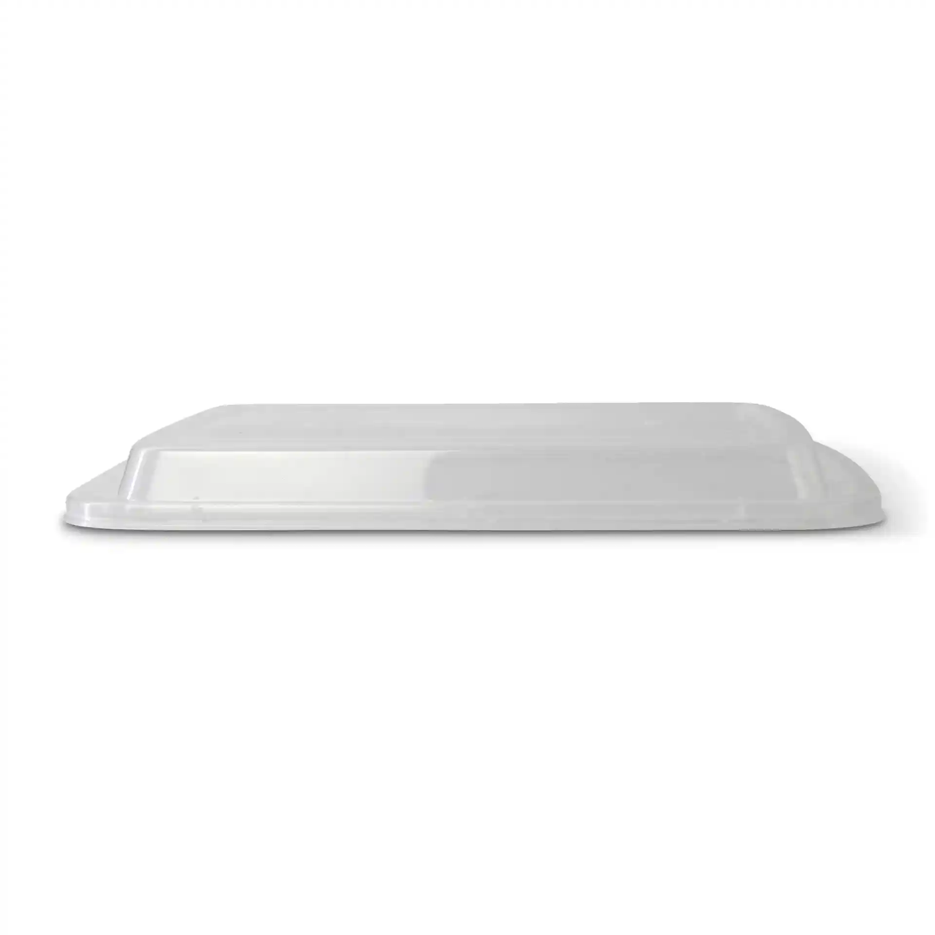 Couvercle rectangulaire transparent réutilisable en polypropylène, vu de côté.