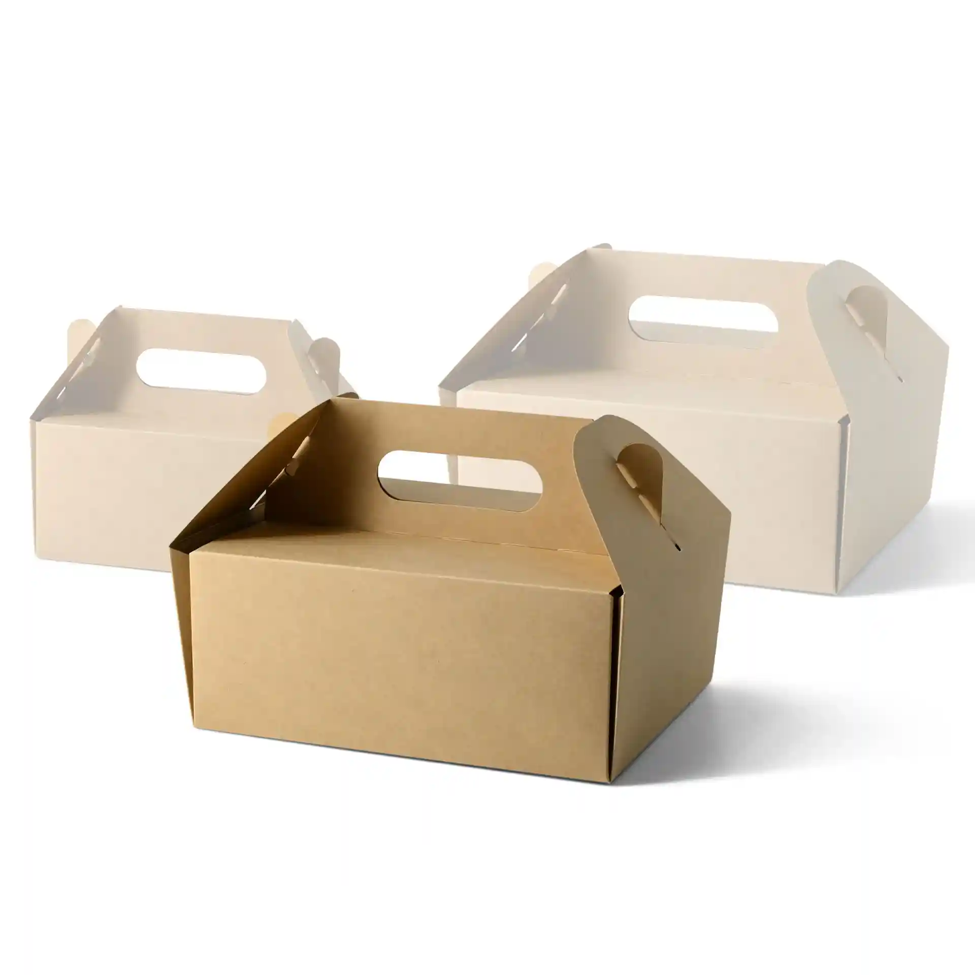 Trois boîtes à pâtisserie en carton rectangulaires avec poignées, une brune et deux blanches, sur un fond uni.